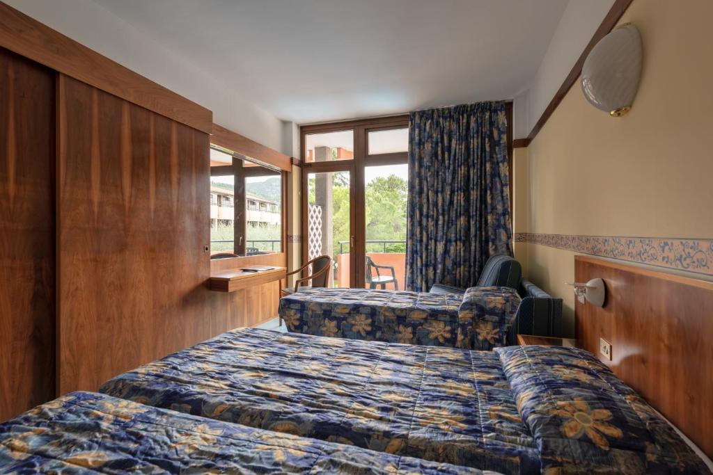 Hotel Royal photo 2
