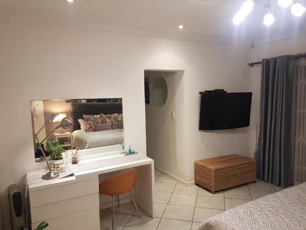 Roosboompies Guest Suite photo 4