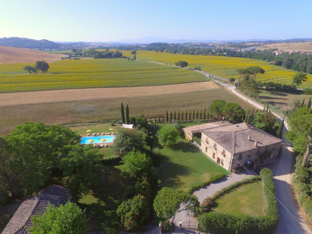villa San Fabiano with heated pool photo 1