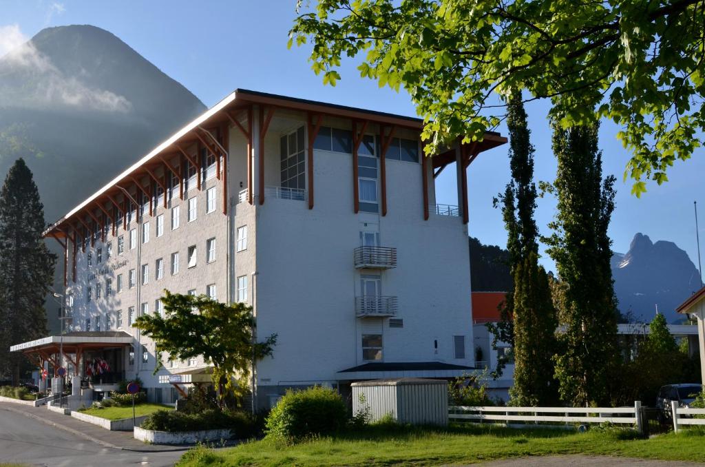 Grand Hotel - by Classic Norway Hotels photo 2