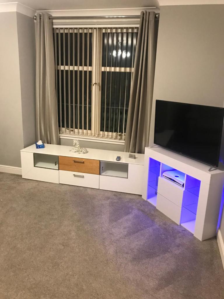City Centre Executive 2 Bed Apartment with WiFi & Parking photo 3