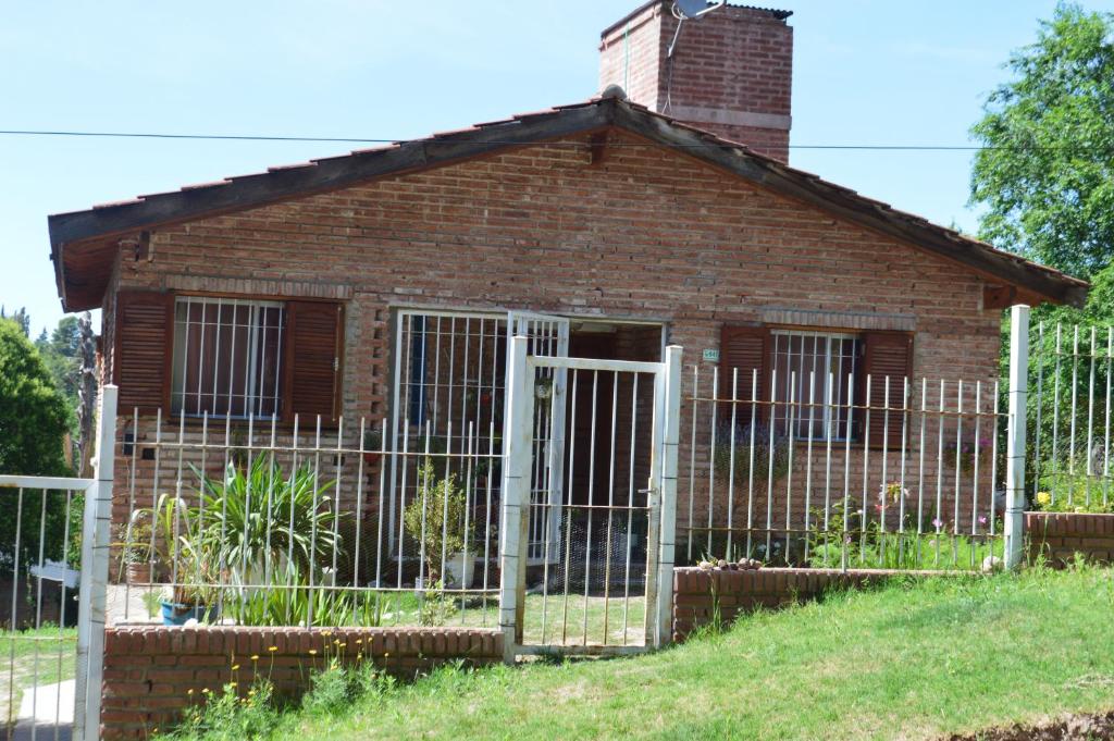 Eluney Apart