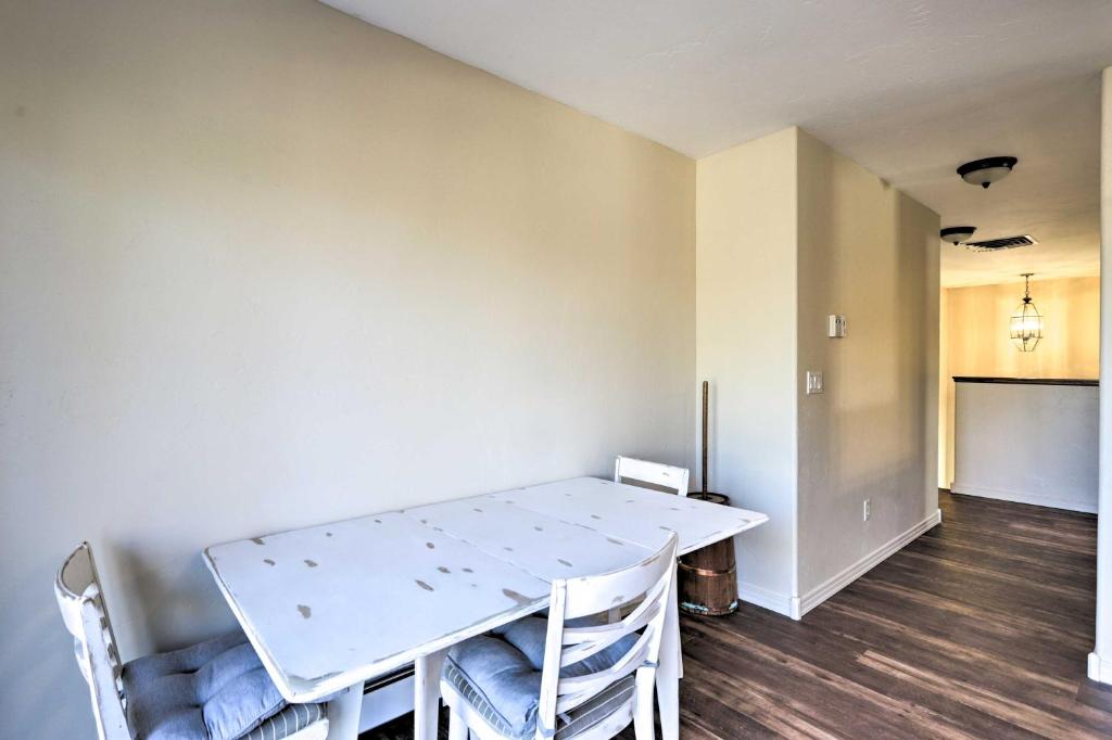Pet-Friendly Grand Junction Townhome with Yard! photo 4