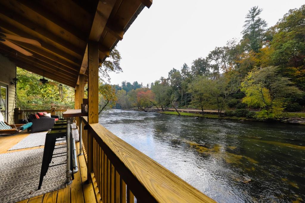 Rushing River photo 1