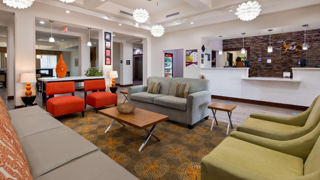 Best Western Plus Spring Inn & Suites image