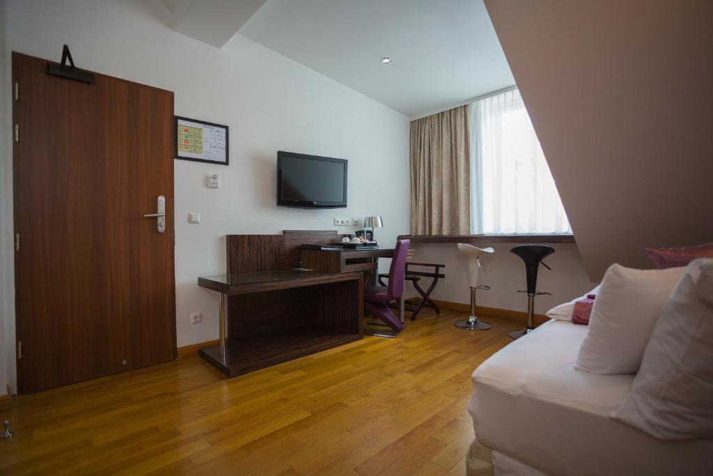 Апартаменты (Двухкомнатные апартаменты с мини-кухней), Best Western Plus Hotel Arcadia