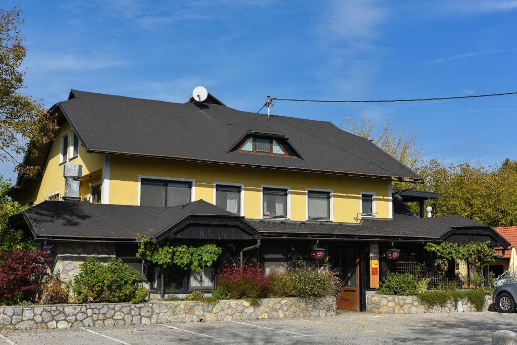 Hotel Gostilna Vovko photo 1