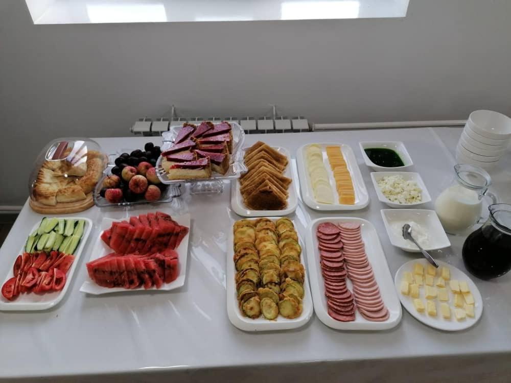 Olive hotel Kochkor photo 1