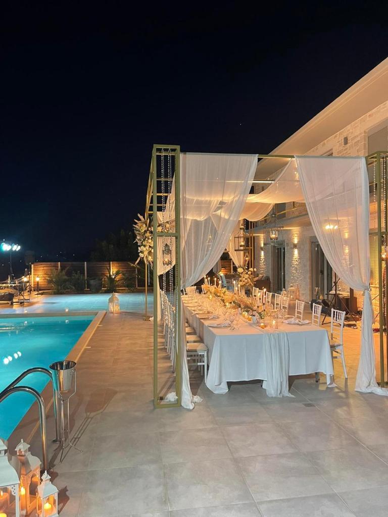 Eva Villas West with infinity pool & and panoramic sea view photo 2