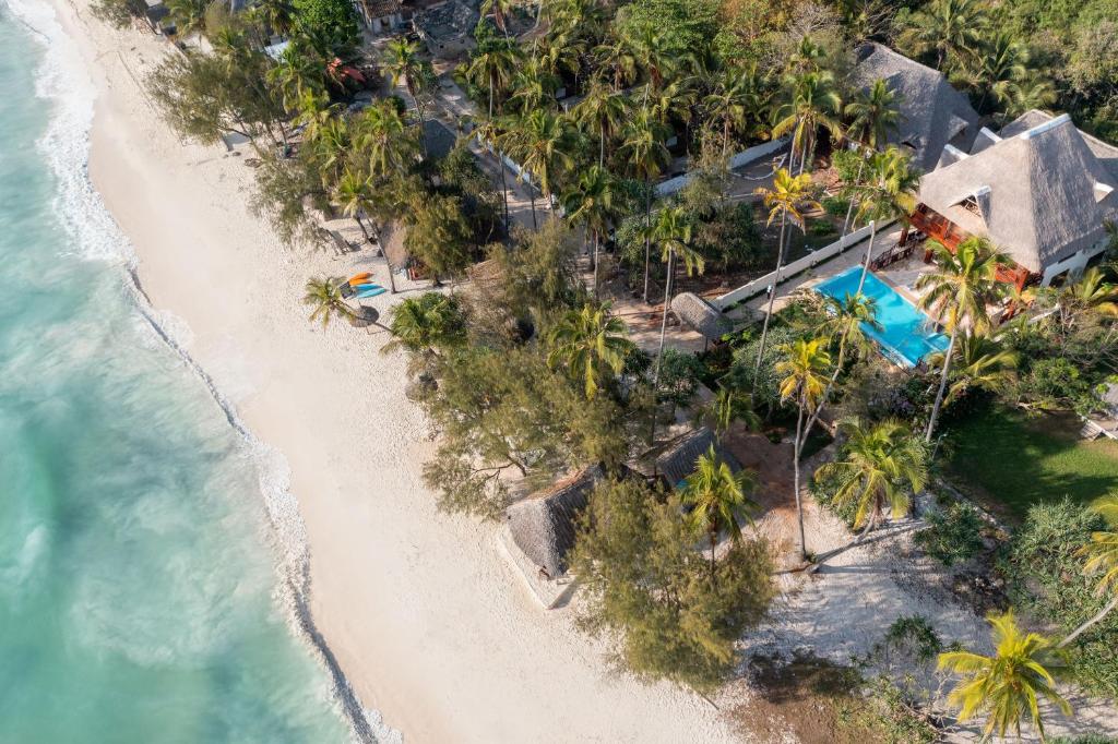 Cast Away Residence photo 2