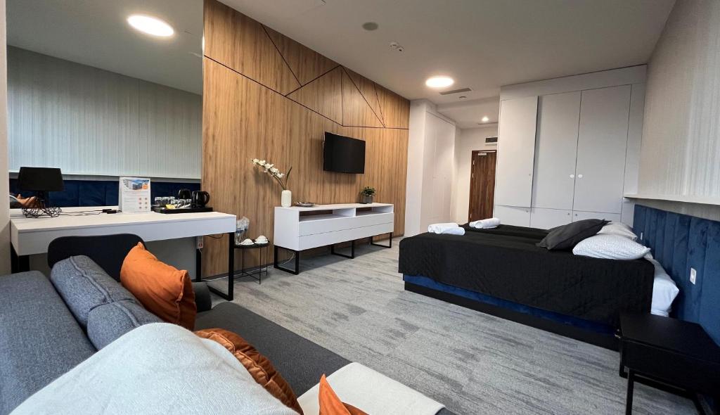 Kampus Vizja Park Room Type - Triple Room with Private Bathroom