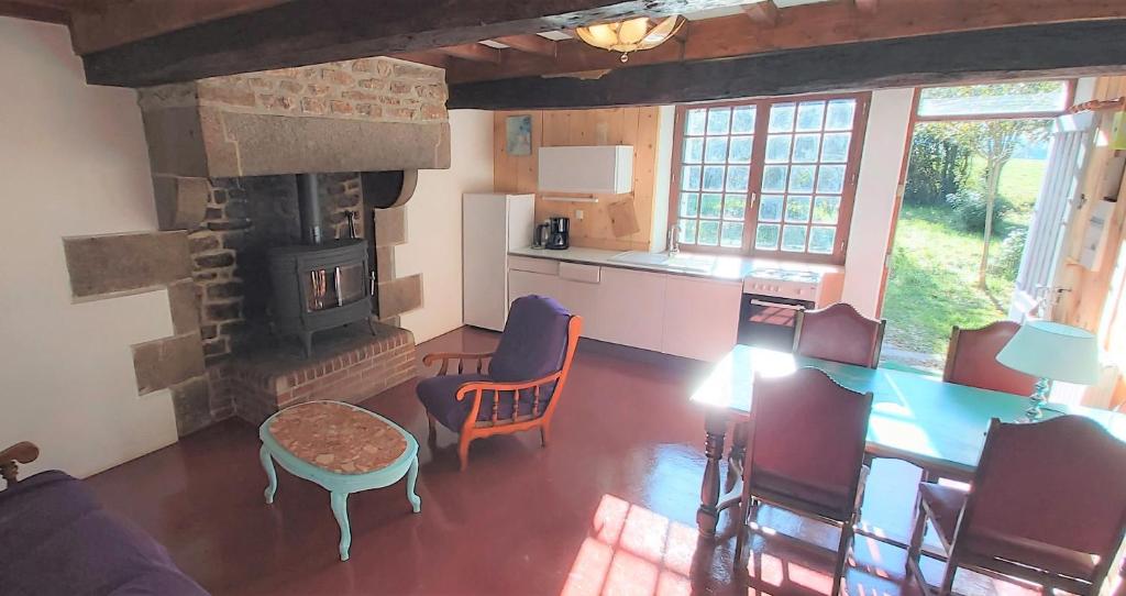 Remote country house Normandy photo 1