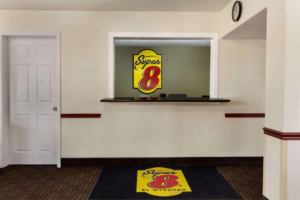 Super 8 by Wyndham Sikeston/Miner Area photo 2