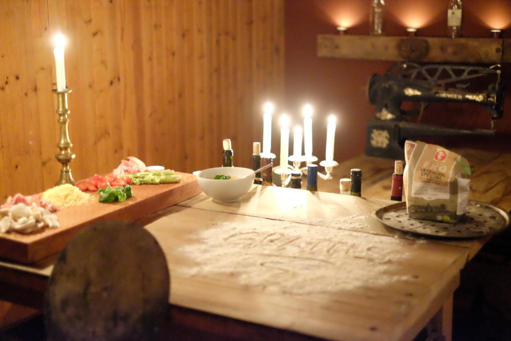 Charming 6 bedroom House & Horse Farm - Sleeps 12 photo 4