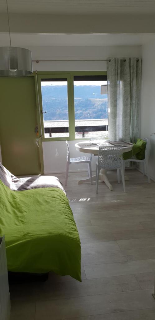 DUPLEX 4 pers super murat 1200 m alt prox mont dore bourboule sancy photo 2
