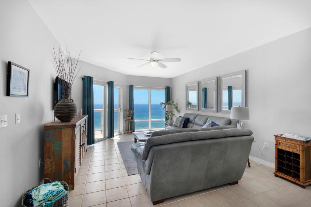 Emerald Isle unit 1206 photo 2