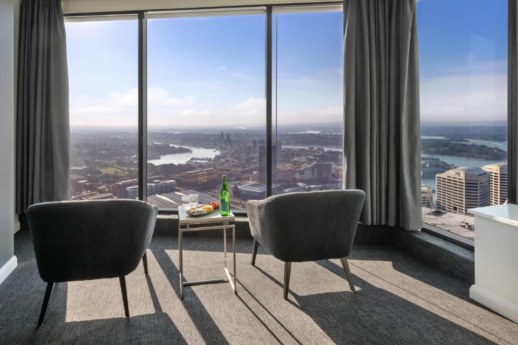 Meriton Suites World Tower, Sydney photo 1
