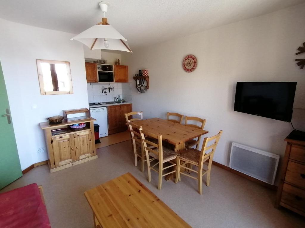 Appartement Saint-François-Longchamp, 3 pièces, 6 personnes - FR-1-635-38 photo 1