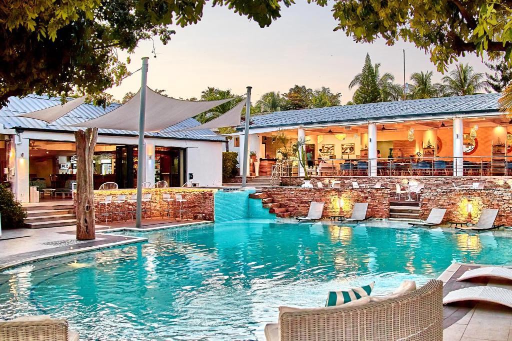 Lake Kariba Inns