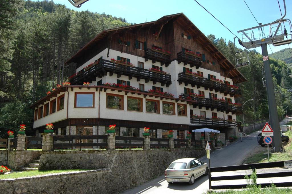 Hotel Garnì Mille Pini photo 4