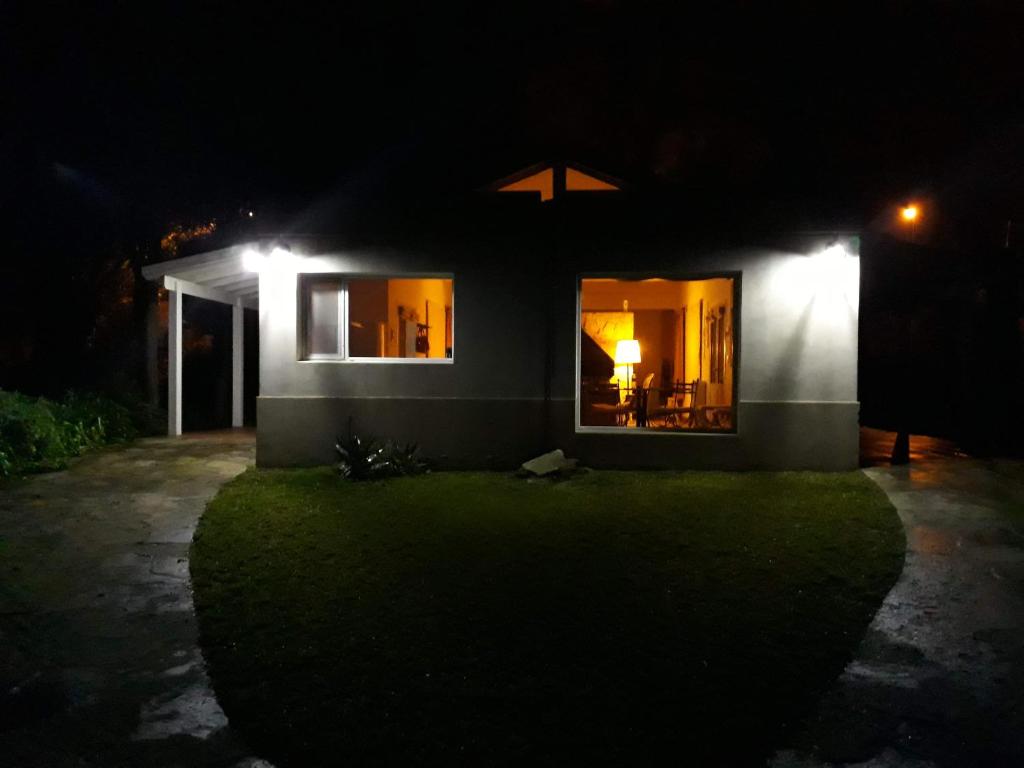 Preciosa casa loft ideal parejas en Barrio Privado photo 3
