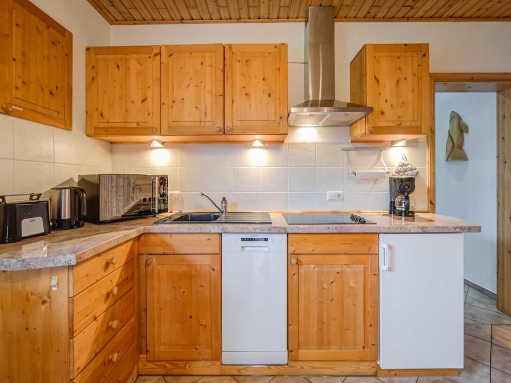 Idyllic Apartment in Kuhlungsborn Germany near Forest photo 2