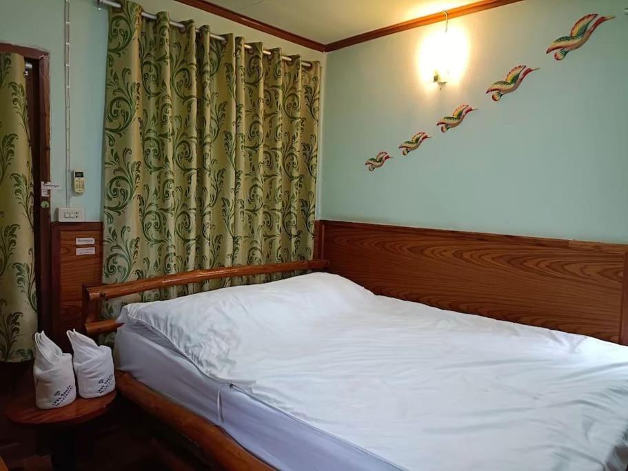 เพชร รีสอร์ท นครไทย-Phet Resort, Nakhonthai photo 3