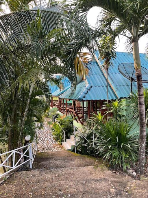 เพชร รีสอร์ท นครไทย-Phet Resort, Nakhonthai photo 2