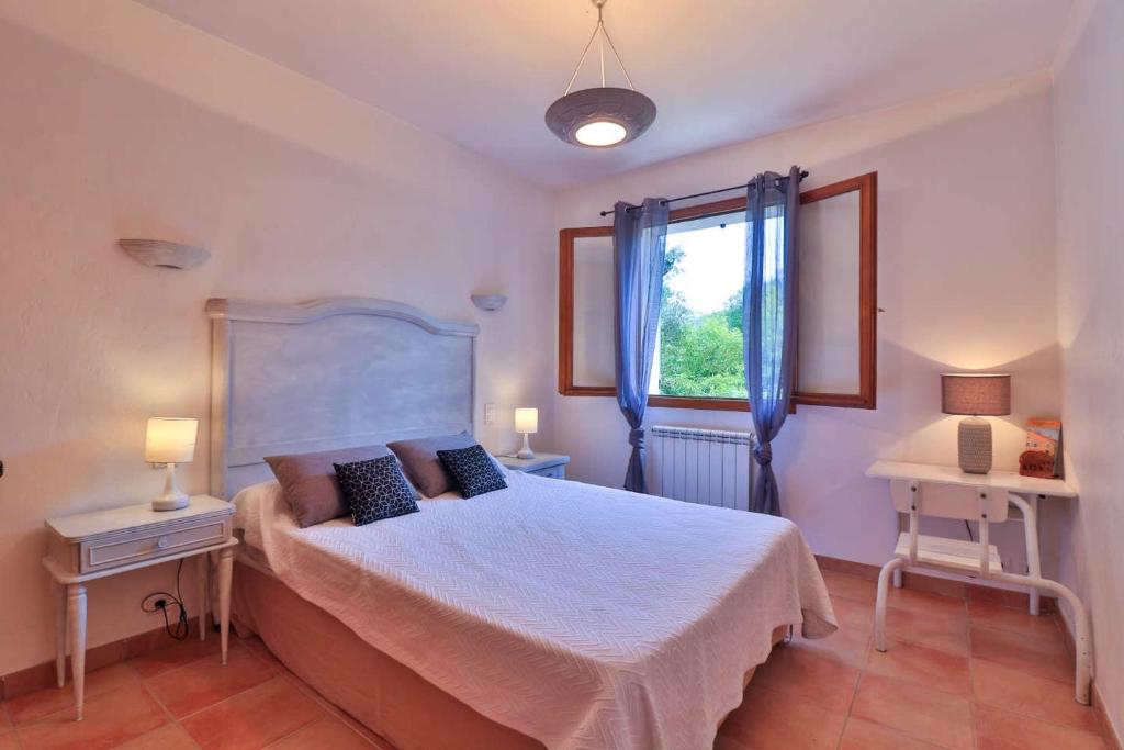 Charming Garden Apartment Near Grasse Cannes - Tap to explore photos