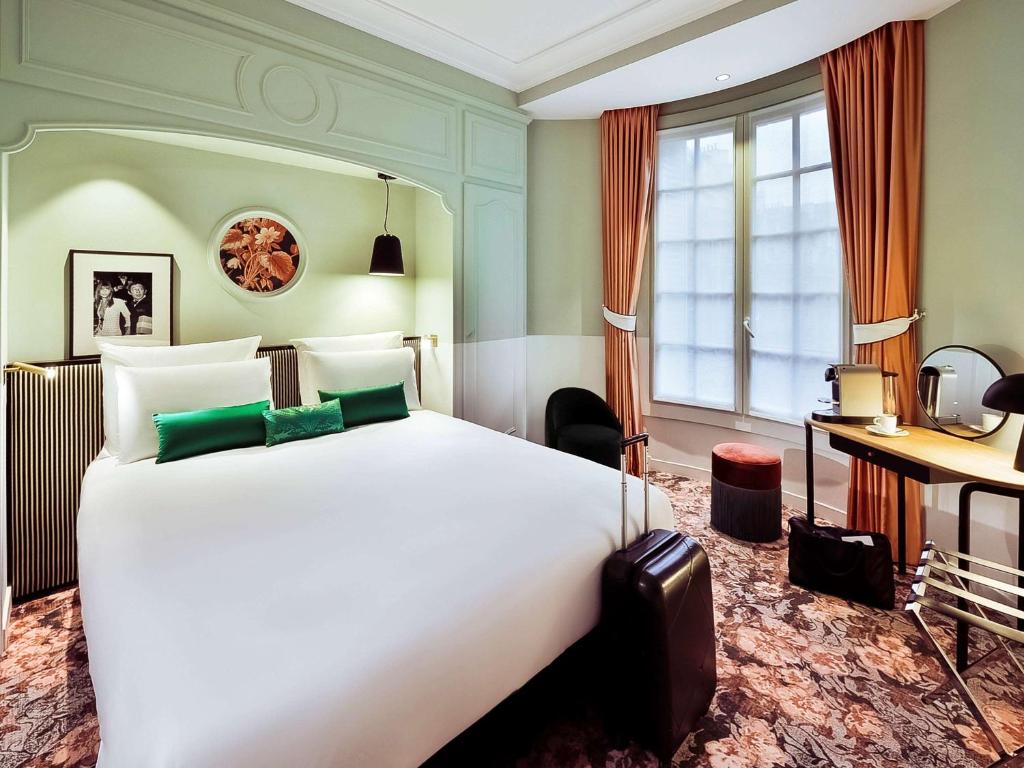 Двухместный (Привилегированный двухместный номер с 1 кроватью), Hotel Lyon Bastille