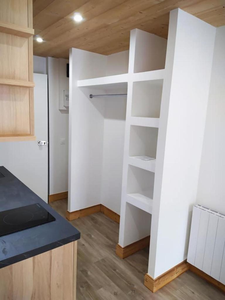 Charming Studio With Balcony photo 3