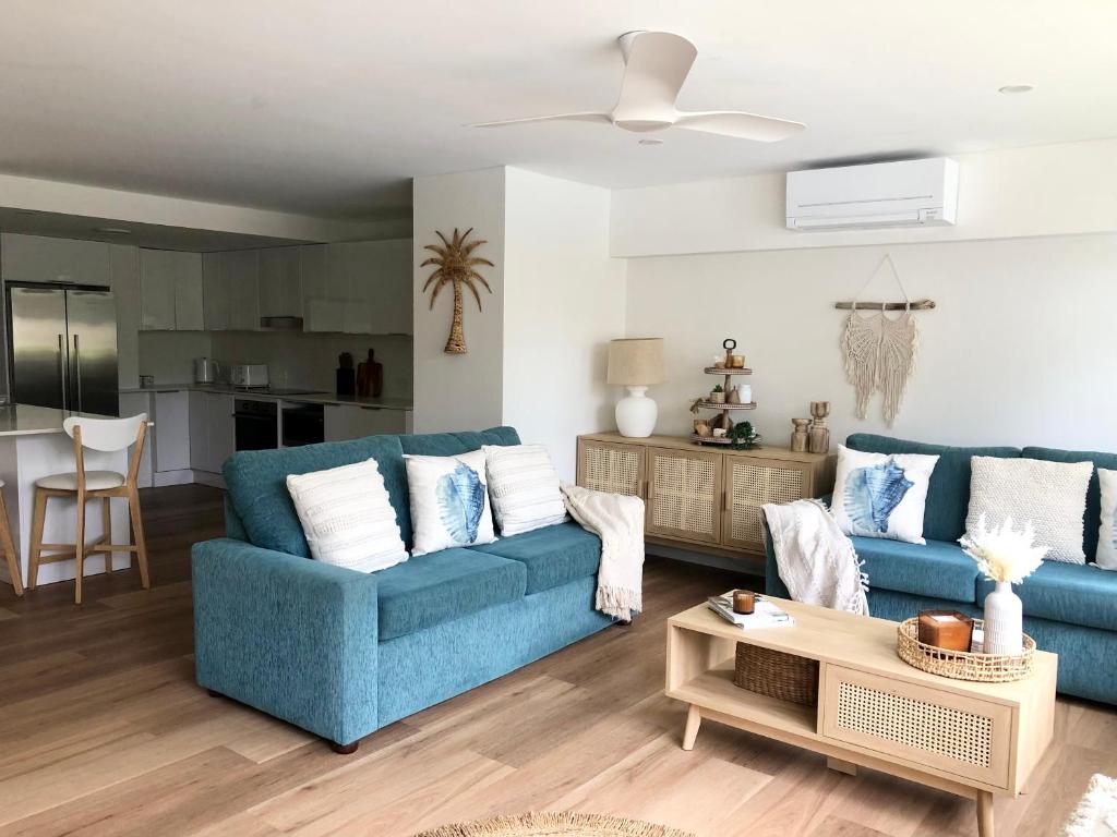 Oceania on Burleigh Beach Room Type - One-Bedroom Pool View Apartment