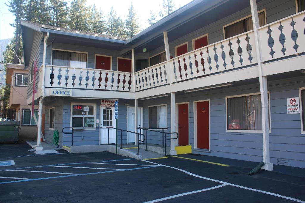 Thunderchief Inn image