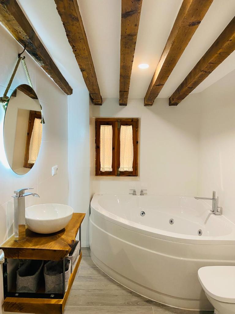 La Moneda Home Spa photo 1