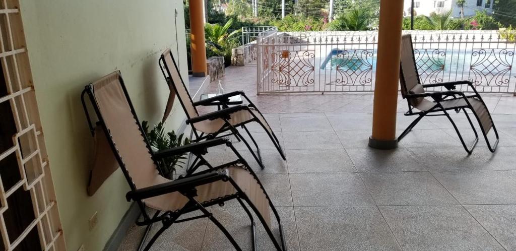 Chaudhry Holiday House Montego Bay photo 3
