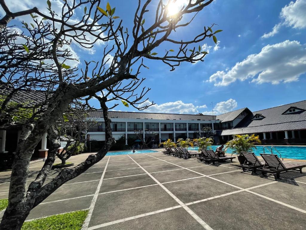 Korat Resort Hotel photo 2