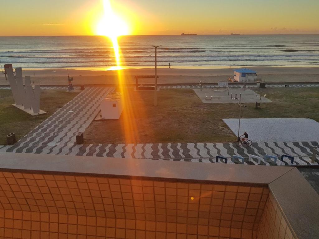 Incrível Sacada à Beira Mar APTO 3Q photo 2