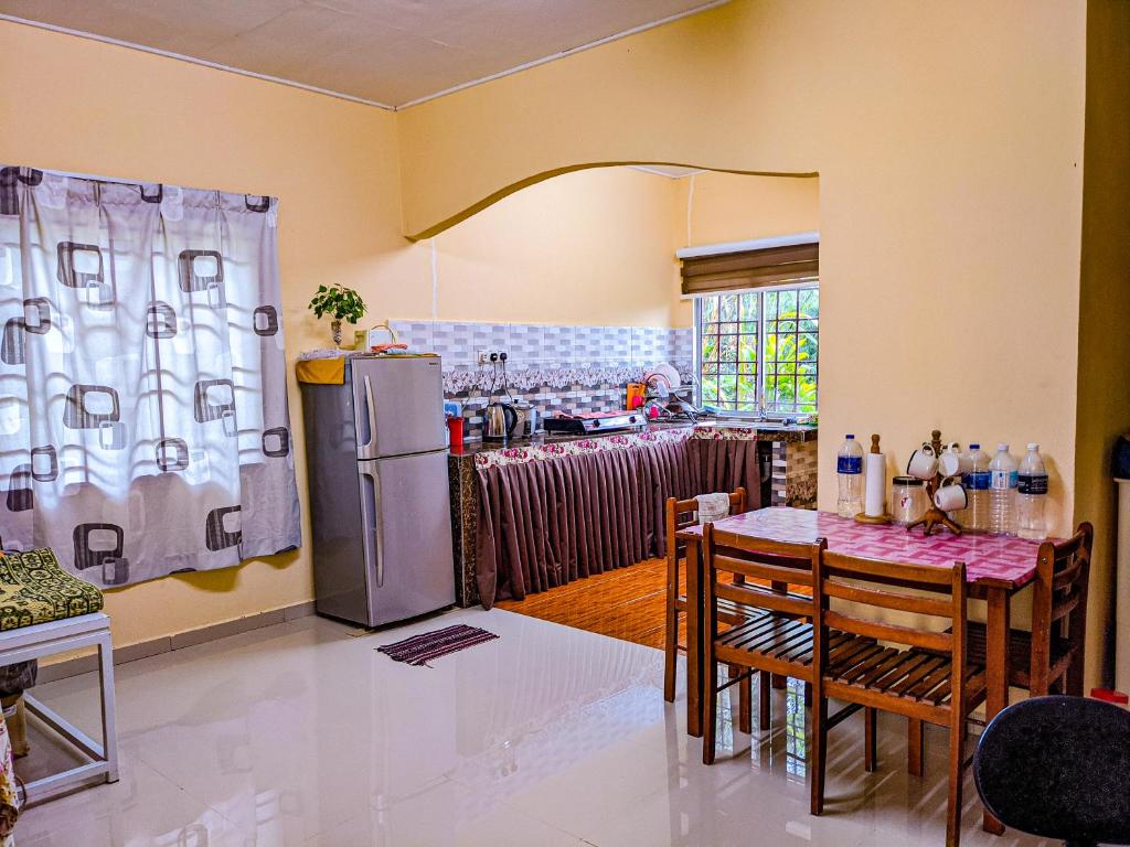 Homestay Kak soh at KampungKalai, Jeli Kelantan photo 4
