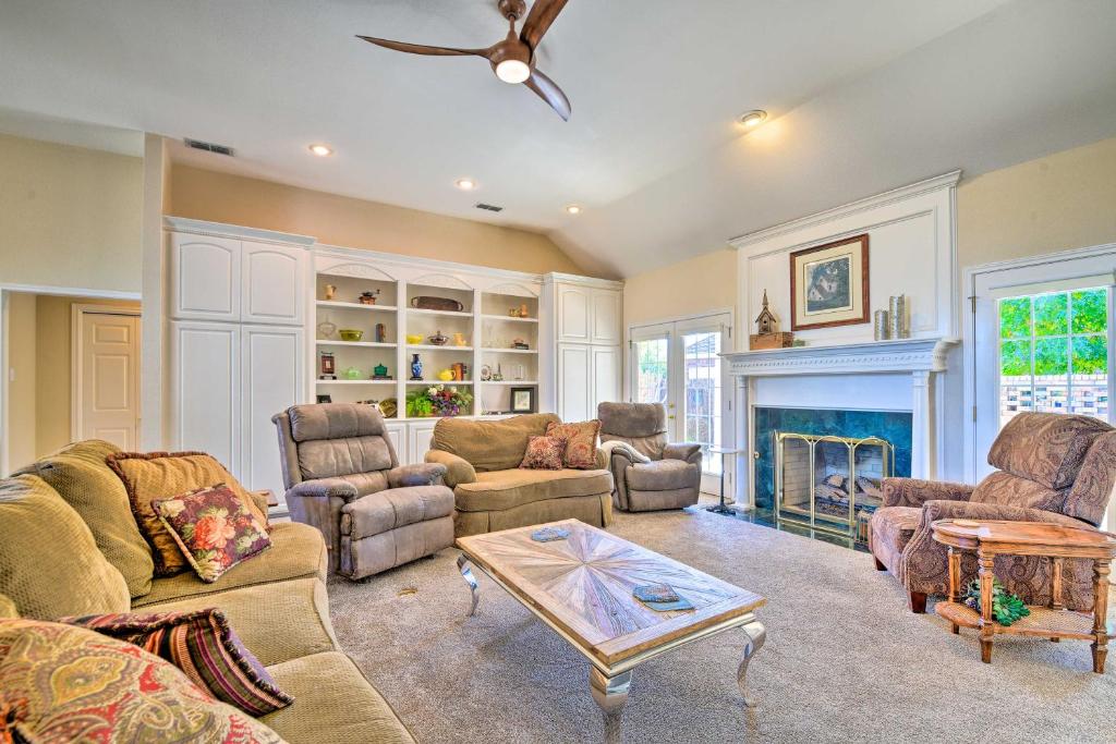 Abilene Home with Backyard and Grill Walk to ACU photo 3