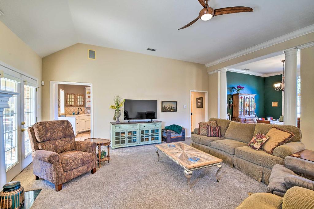 Abilene Home with Backyard and Grill Walk to ACU photo 4