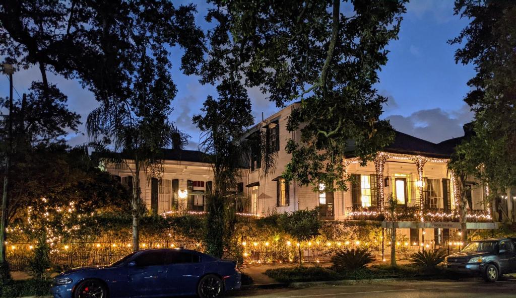 The Esplanade Guesthouse Mansion image