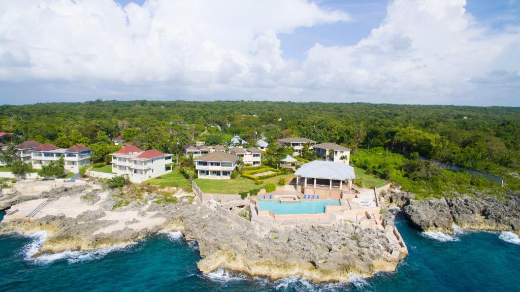 Negril Beach Front on The SOV photo 2