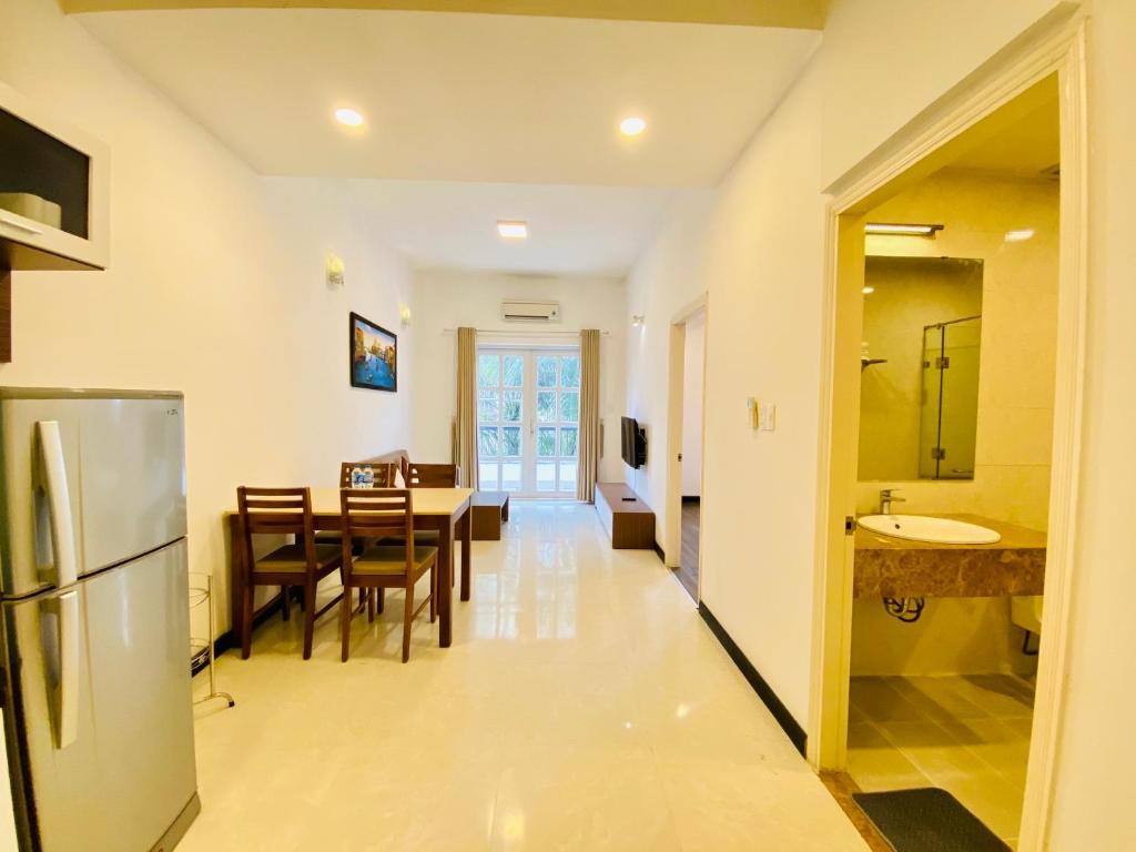 Pearl Service Apartment