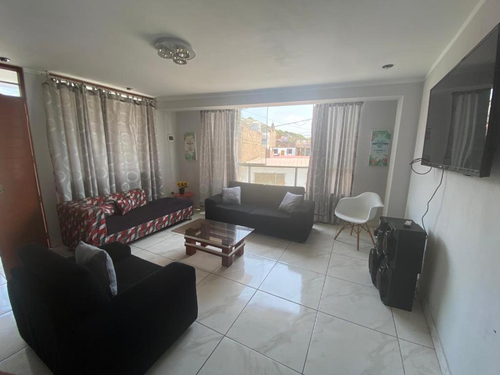 Barranca Beach Apartments