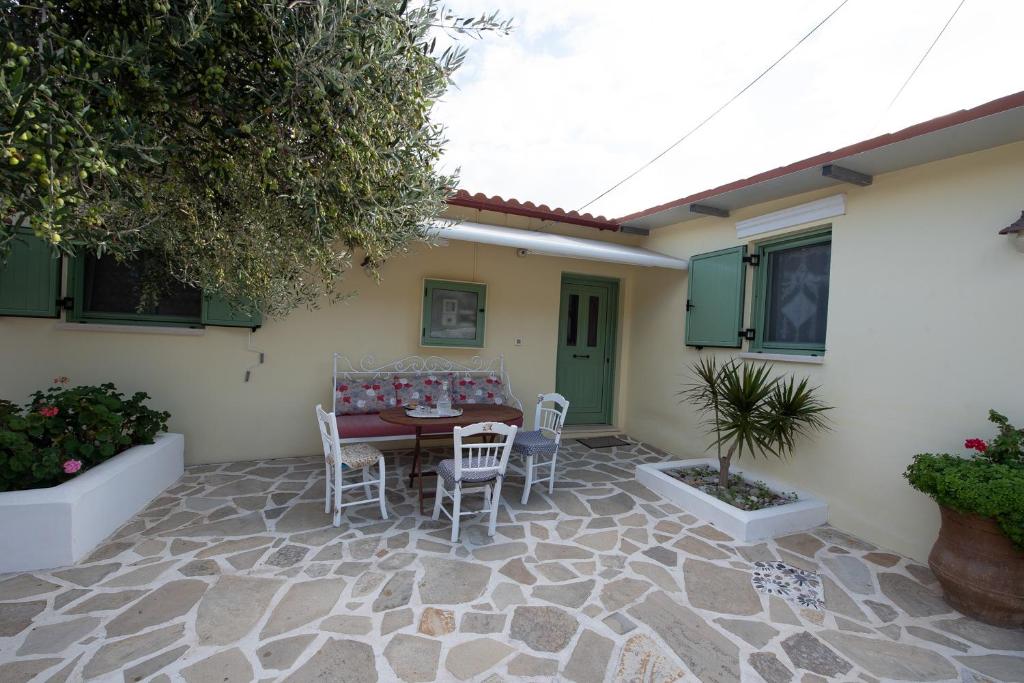 Arhondia House