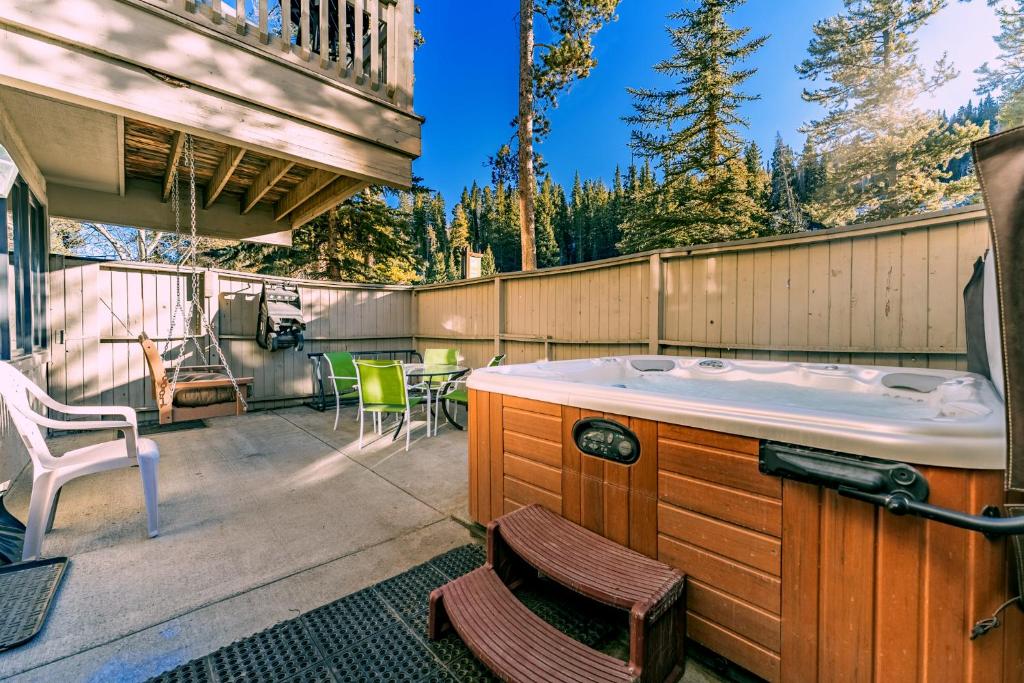 Ironwood Townhome 2989 - Keystone2989com photo 1