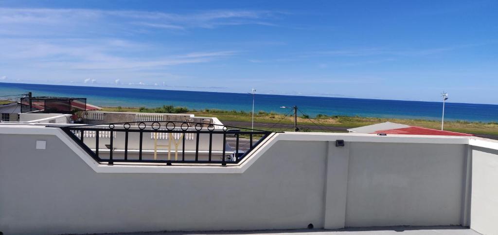 Yvonna House photo 1