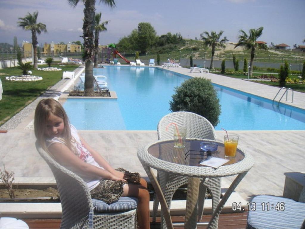 Luxury 2 bed private home close to the beach on a secure community photo 1