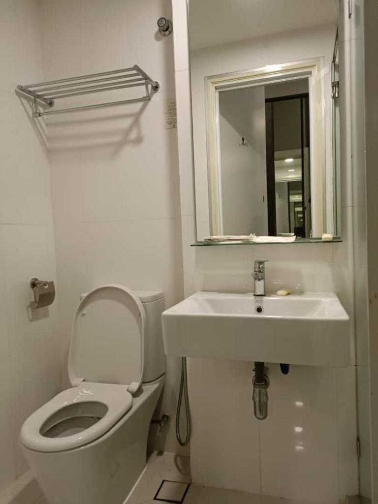 MARITIME SUITE KARPAH SINGH DRIVE PENANG photo 4