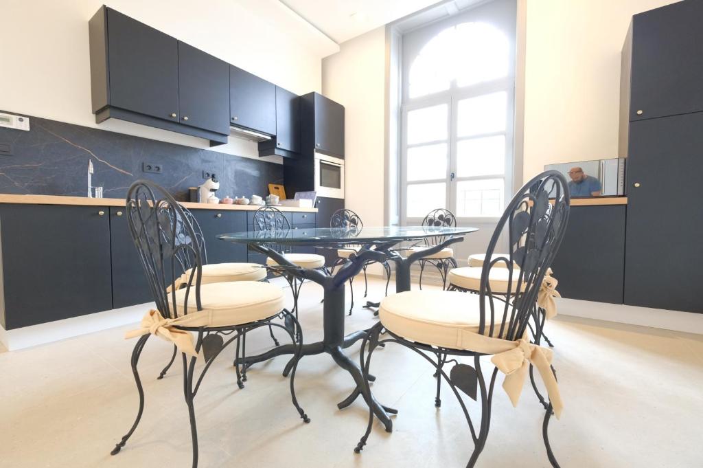 La Maison de la Duchesse de la Vallière - Parking privé gratuit photo 4